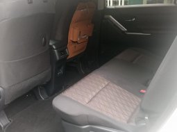 Toyota Innova Zenix G CVT 2024 12