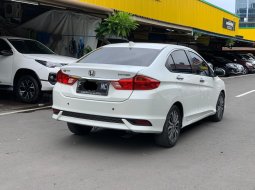 Honda City E CVT 2018 Putih 5