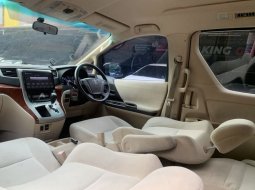 Toyota Alphard X 2009 8