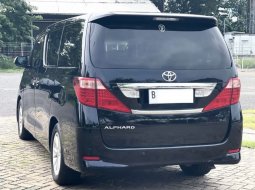 Toyota Alphard X 2009 4