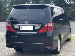 Toyota Alphard X 2009 6