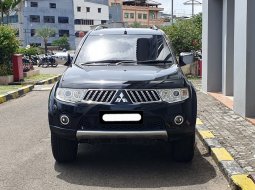 Mitsubishi Pajero Sport Exceed 4x2 AT 2010 hitam diesel km antik 92 ribuan