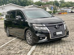 Nissan Elgrand Highway Star 2014 Hitam 3