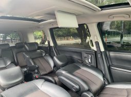 Nissan Elgrand Highway Star 2014 Hitam 9