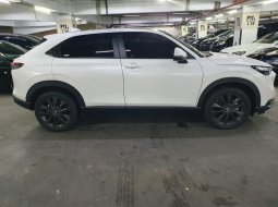 Honda HR-V SE Automatic 2024 Gresssss Seperti Baru 19