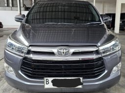 Toyota Innova 2.4 V AT ( Matic Diesel ) 2019 Abu2 Mulus Siap Pakai Good Condition