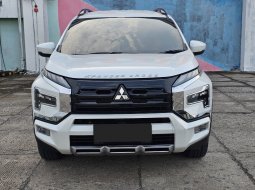 Mitsubishi Xpander Cross NewPremium Package CVT 2023 Putih