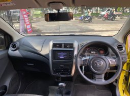 Daihatsu Ayla R Deluxe 1.2 AT 2021	Kuning - TDP Rendah - Pajak Aman 5