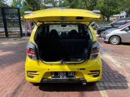 Daihatsu Ayla R Deluxe 1.2 AT 2021	Kuning - TDP Rendah - Pajak Aman 8