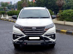 Toyota Rush GR A/T 2021 putih km 14 ribuan