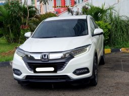 Honda HR-V 1.5L E CVT Special Edition 2020 putih dp 35 jt km 41ribuan