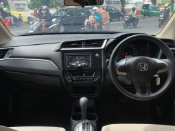 Honda Brio E 1.2 CVT AT 2023 Hitam - Dokumen Lengkap - TDP Rendah 5