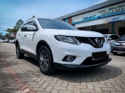 Nissan X-Trail 2.5 CVT 2015