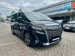 Toyota Alphard 2.5 G A/T 2018