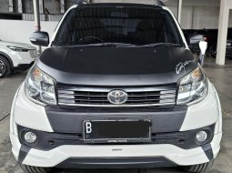 Toyota Rush TRD Sportivo MT ( Manual ) 2017 Putih Km 46rban Mulus Siap Pakai