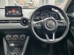 Mazda 2 R 2017 Hatchback abu skyactive dp 30 jt saja 12