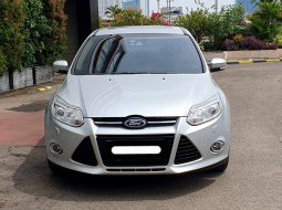 Ford Focus Titanium 2013 sedan silver sunroof km 24 ribuan 1