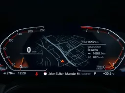 BMW 330i 2.0 M Sport AT 2022 Hitam - KONDISI ISTIMEWA GARANSI 1 TAHUN - BISA DP MINIM BUNGA RENDAH 4