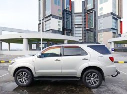 2006 Toyota Fortuner G Lux B GANJIL Pjk Mei 2025 Body Mulus Interior Orsinil Semua No PR Siap Pakai