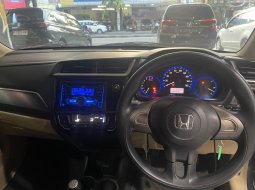 Honda Mobilio E 1.5 MT 2016 Abu - Pajak Panjang - Dokumen Lengkap 5