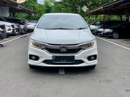 UNDER 200JT‼️ HONDA CITY E AT WHITE 2018