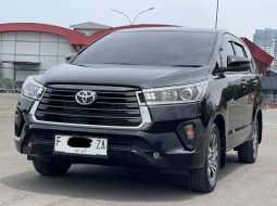 INNOVA V DIESEL 2022 AT HITAM DIJUAL CEPAT TERMURAH