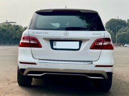 89JT ANGKUT‼️ MERCY ML250 CDI AT PUTIH DIESEL 2013 5