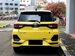 Toyota Raize 1.0T GR Sport CVT TSS (Two Tone) 2022 kuning km 17 ribuan dp35jt saja 8