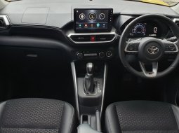 Toyota Raize 1.0T GR Sport CVT TSS (Two Tone) 2022 kuning km 17 ribuan dp35jt saja 13