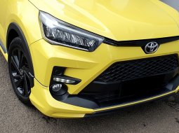 Toyota Raize 1.0T GR Sport CVT TSS (Two Tone) 2022 kuning km 17 ribuan dp35jt saja 4