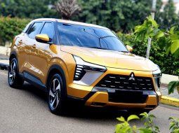 Mitsubishi XForce Ultimate CVT 2024 kuning km 13 ribuan 2