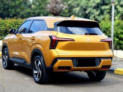 Mitsubishi XForce Ultimate CVT 2024 kuning km 13 ribuan 4