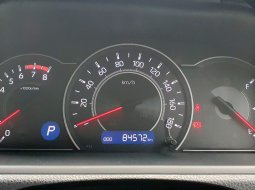 Toyota Voxy 2.0 A/T 2018 hitam dp 50 jt saja sunroof 19