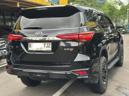 FORTUNER 2.8 GR AT HITAM 2022 DIJUAL CEPAT TERMURAH 2