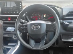 Daihatsu Xenia R 2023 - KM Masih Aman - D1623AKZ 8