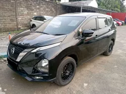 Nissan Livina VE AT 2019 Hitam 3