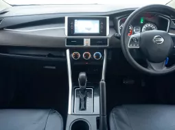Nissan Livina VE AT 2019 Hitam 11