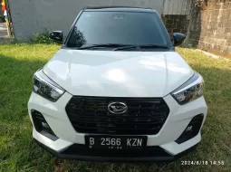 Daihatsu Rocky 1.0 R TC CVT ASA 2021 Putih 2