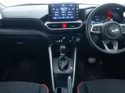 Daihatsu Rocky 1.0 R TC CVT ASA 2021 Putih 10