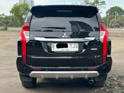 PAJERO DAKAR 4x2 AT 2018 HITAM TERMURAH SIAP PAKAI 5