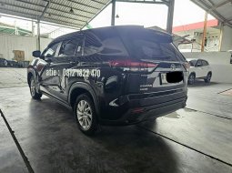 Toyota Innova Zenix G 2.0 Bensin AT ( Matic ) 2023 Hitam Low km 19rban Good Condition siap pakai 5