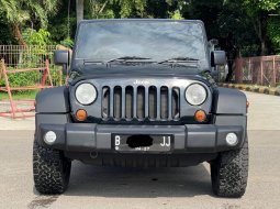 JEEP WRANGLER 3.8L AT 2011 HITAM TERMURAH SIAP PAKAI