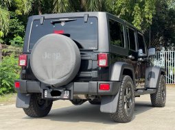 JEEP WRANGLER 3.8L AT 2011 HITAM TERMURAH SIAP PAKAI 4