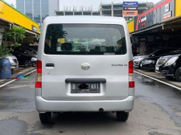 Daihatsu Gran Max D 2015 MPV 5