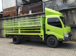 MULUS+banBARU MURAH CDD Hino Dutro 130 HD bak besi 2015 air galon aqua 2