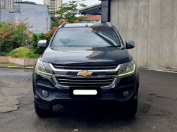Chevrolet Trailblazer 2.5L LTZ 2017 diesel hitam km 92 ribuan