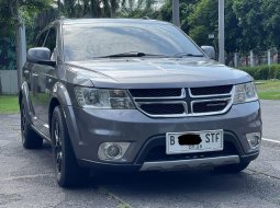 DODGE JOURNEY SXT PLATINUM 2012 AT GREY DIJUAL CEPAT TERMURAH 2