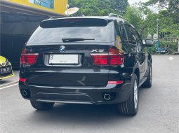 BMW X5 XDRIVE35i AT HITAM 2012 5