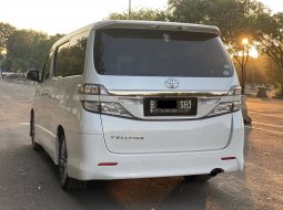 Jual mobil Toyota Vellfire 2015 4