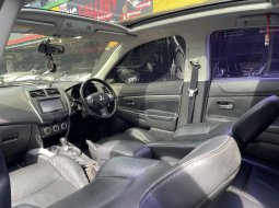Mitsubishi Outlander 2.4 Automatic 2012 SUV 7